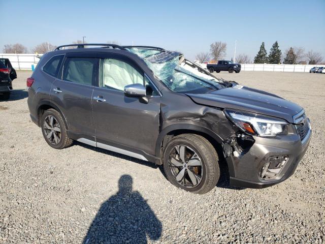 JF2SKAWCXKH498000 - 2019 SUBARU FORESTER TOURING GRAY photo 4