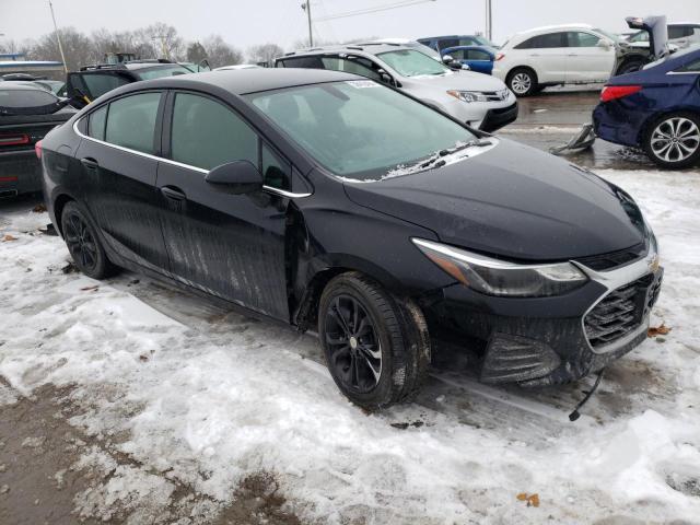 1G1BE5SM8K7144809 - 2019 CHEVROLET CRUZE LT BLACK photo 4