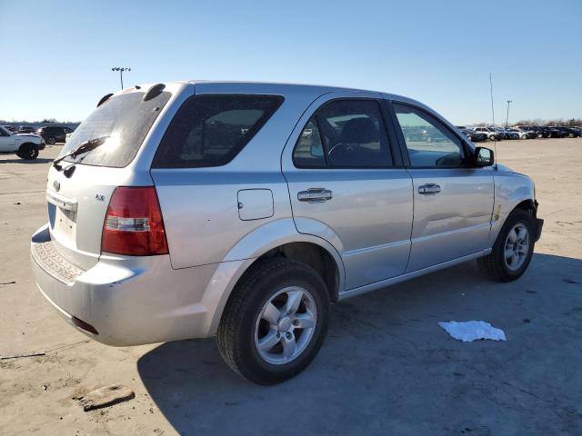 KNDJD735X85797218 - 2008 KIA SORENTO EX SILVER photo 3