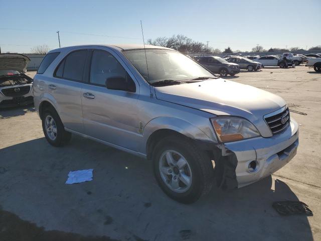 KNDJD735X85797218 - 2008 KIA SORENTO EX SILVER photo 4