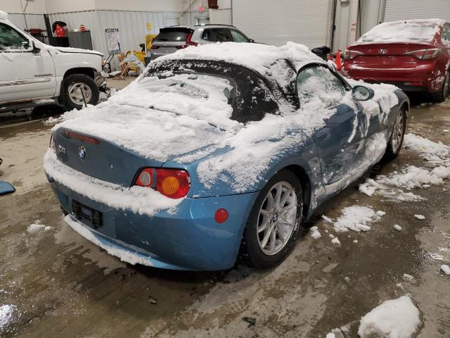 4USBT33443LS42769 - 2003 BMW Z4 2.5 BLUE photo 3