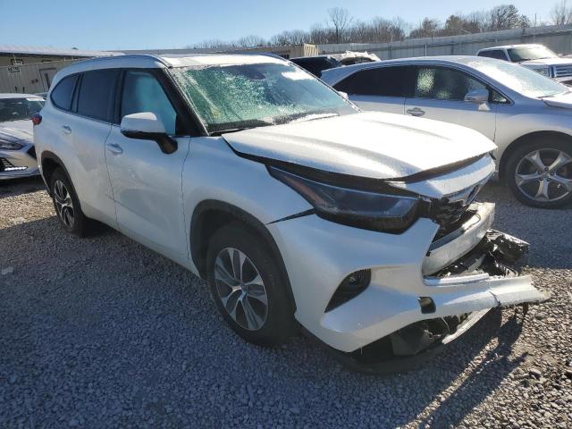 5TDGZRAH8MS514548 - 2021 TOYOTA HIGHLANDER XLE WHITE photo 4