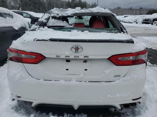 4T1B11HK3JU539641 - 2018 TOYOTA CAMRY L WHITE photo 6