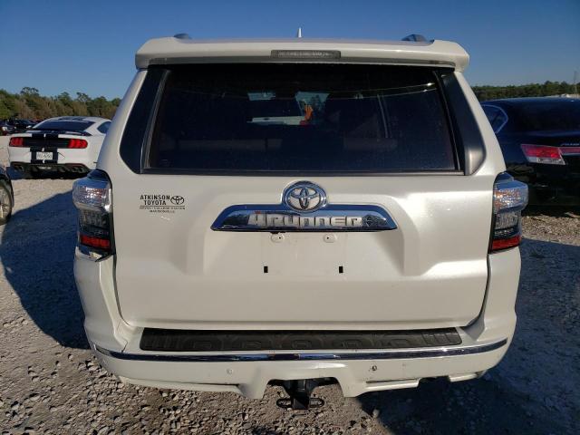 JTEBU5JRXJ5554184 - 2018 TOYOTA 4RUNNER SR5/SR5 PREMIUM WHITE photo 6