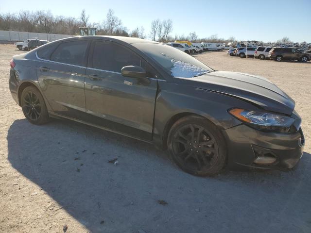 3FA6P0HD5KR132984 - 2019 FORD FUSION SE CHARCOAL photo 4