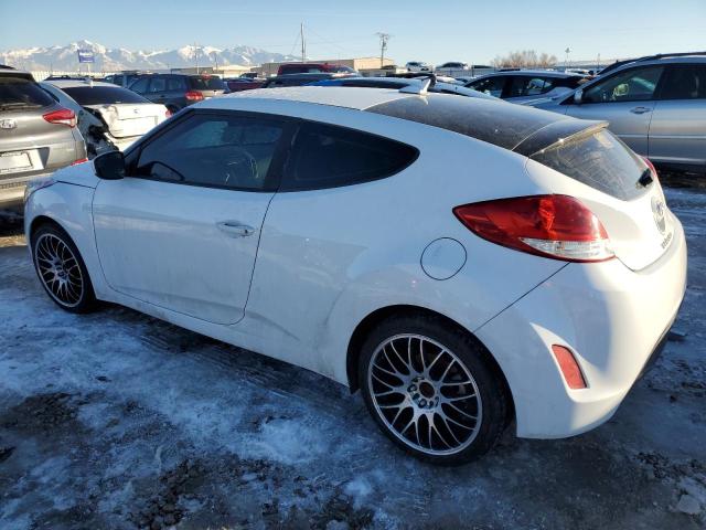 KMHTC6AD3GU291889 - 2016 HYUNDAI VELOSTER WHITE photo 2