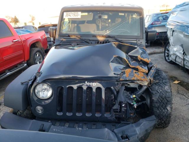 1C4AJWAG9HL724988 - 2017 JEEP WRANGLER SPORT GRAY photo 5