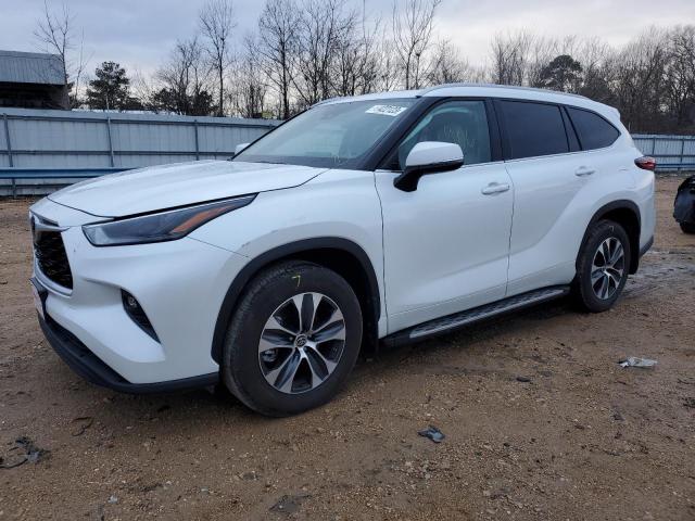 5TDGZRAH5NS556340 - 2022 TOYOTA HIGHLANDER XLE WHITE photo 1