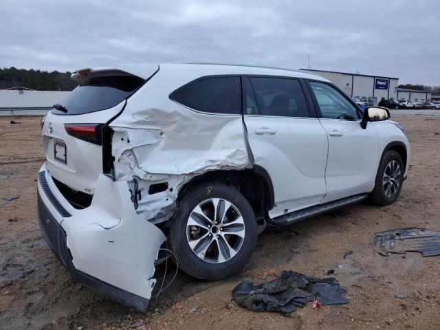 5TDGZRAH5NS556340 - 2022 TOYOTA HIGHLANDER XLE WHITE photo 3