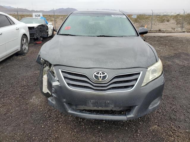 4T1BF3EK6BU210452 - 2011 TOYOTA CAMRY BASE GRAY photo 5