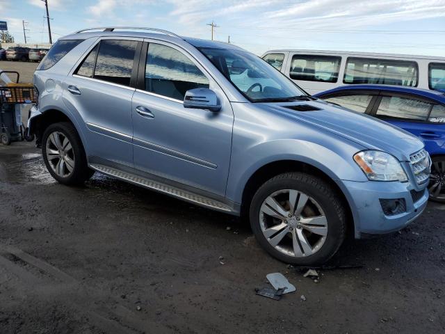 4JGBB8GB2BA628529 - 2011 MERCEDES-BENZ ML 350 4MATIC BLUE photo 4