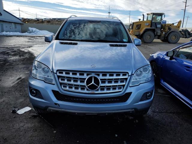 4JGBB8GB2BA628529 - 2011 MERCEDES-BENZ ML 350 4MATIC BLUE photo 5