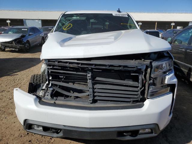 3GCUYEED4KG243604 - 2019 CHEVROLET SILVERADO K1500 RST WHITE photo 5