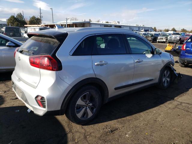 KNDCB3LC8L5361238 - 2020 KIA NIRO LX SILVER photo 3