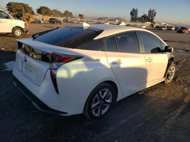 JTDKARFU2H3047769 - 2017 TOYOTA PRIUS WHITE photo 3