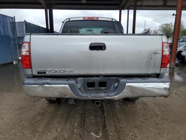 5TBRU341X6S477405 - 2006 TOYOTA TUNDRA ACCESS CAB SR5 SILVER photo 6