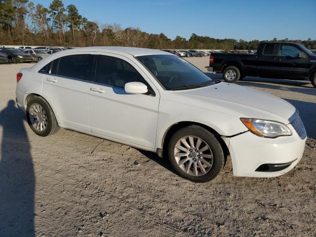 1C3CCBAB0DN561165 - 2013 CHRYSLER 200 LX WHITE photo 4