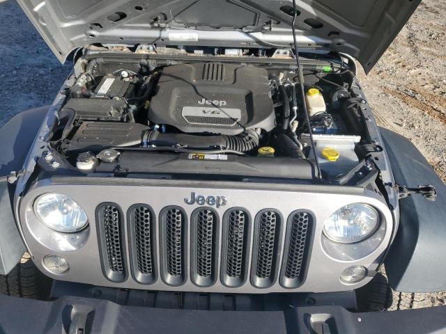 1C4BJWDG6GL342299 - 2016 JEEP WRANGLER U SPORT SILVER photo 11