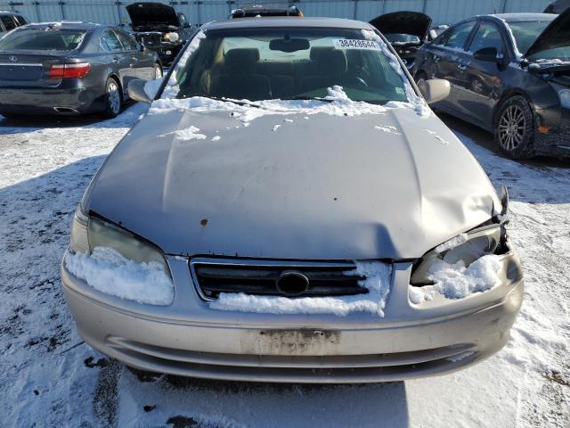 4T1BG22K01U770333 - 2001 TOYOTA CAMRY CE TAN photo 5