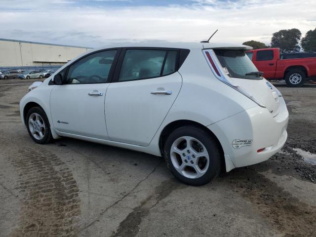 1N4AZ0CP7DC413076 - 2013 NISSAN LEAF S WHITE photo 2