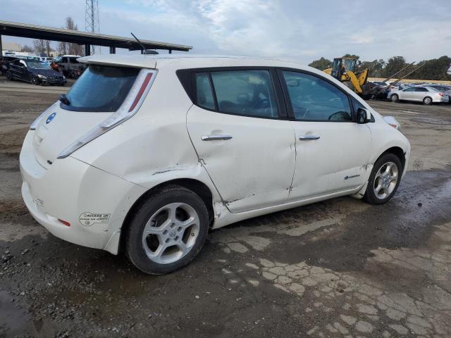 1N4AZ0CP7DC413076 - 2013 NISSAN LEAF S WHITE photo 3