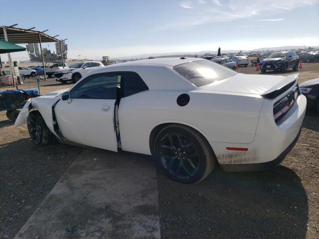 2C3CDZAG2LH105712 - 2020 DODGE CHALLENGER SXT WHITE photo 2