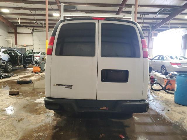 1GCWGGCG1D1161464 - 2013 CHEVROLET EXPRESS G2 WHITE photo 6