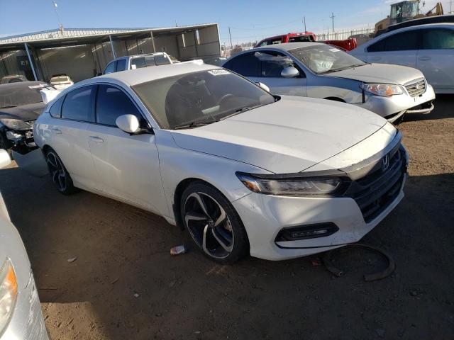 1HGCV1F31JA169222 - 2018 HONDA ACCORD SPORT WHITE photo 4