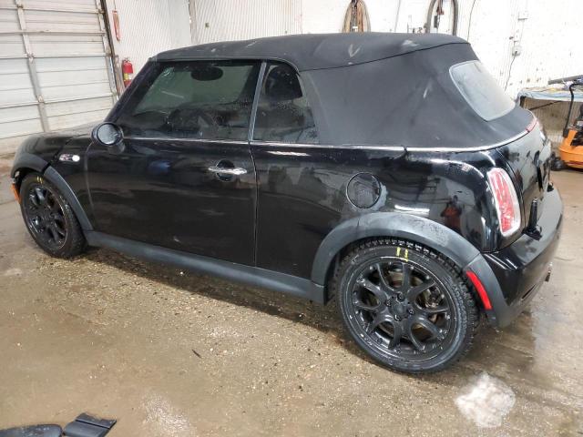 WMWRH33595TF85210 - 2005 MINI COOPER S BLACK photo 2