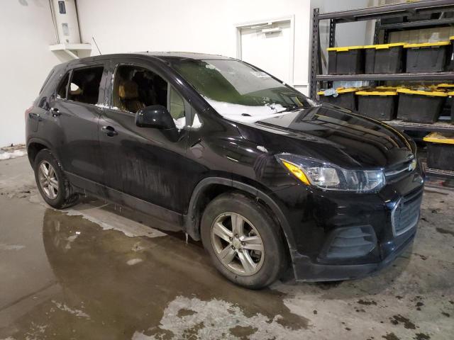 KL7CJKSB2LB325517 - 2020 CHEVROLET TRAX LS BLACK photo 4