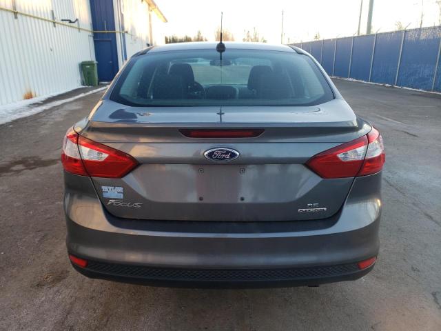 1FAHP3F29CL388735 - 2012 FORD FOCUS SE GRAY photo 6