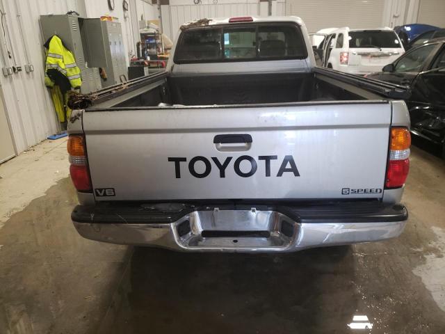 5TEWN72N42Z036421 - 2002 TOYOTA TACOMA XTRACAB SILVER photo 6