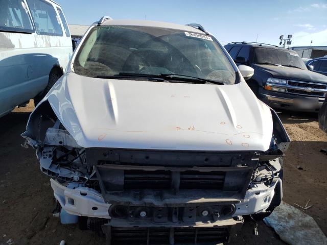 1FMCU9J98KUB66759 - 2019 FORD ESCAPE TITANIUM WHITE photo 5