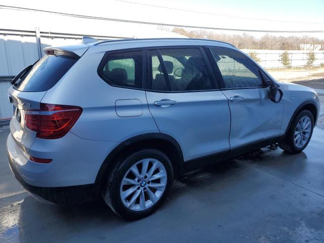 5UXWZ7C51H0U45535 - 2017 BMW X3 SDRIVE28I SILVER photo 3