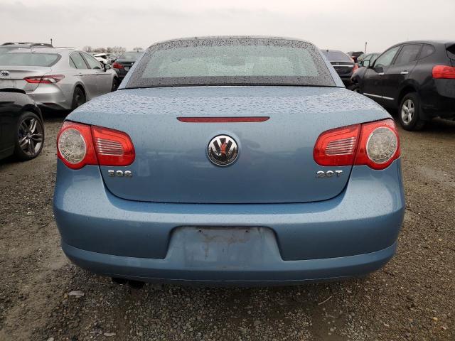 WVWDA71FX7V042098 - 2007 VOLKSWAGEN EOS 2.0T SPORT BLUE photo 6