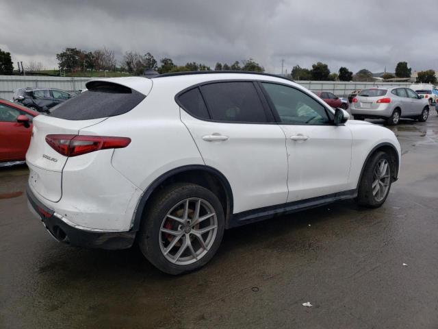 ZASPAKAN6K7C32105 - 2019 ALFA ROMEO STELVIO WHITE photo 3