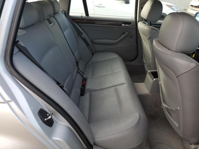 WBAEP33422PF00401 - 2002 BMW 325 XIT SILVER photo 10