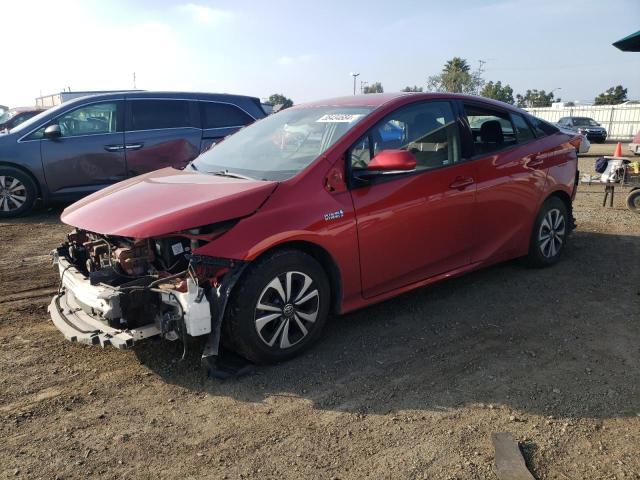 JTDKARFP8J3077309 - 2018 TOYOTA PRIUS PRIM RED photo 1