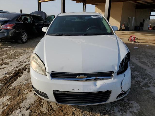 2G1WB5EK0A1210608 - 2010 CHEVROLET IMPALA LT WHITE photo 5