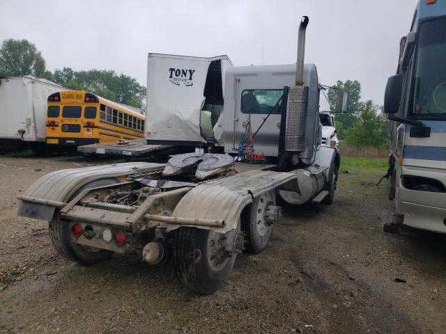 1XKDDU9X77J184729 - 2007 KENWORTH CONSTRUCTI T800 GRAY photo 4