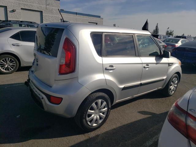 KNDJT2A57C7355549 - 2012 KIA SOUL SILVER photo 3