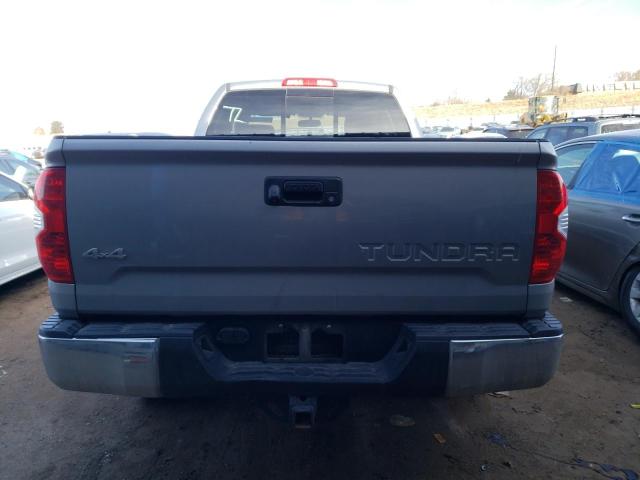5TFUW5F10FX462653 - 2015 TOYOTA TUNDRA DOUBLE CAB SR/SR5 SILVER photo 6