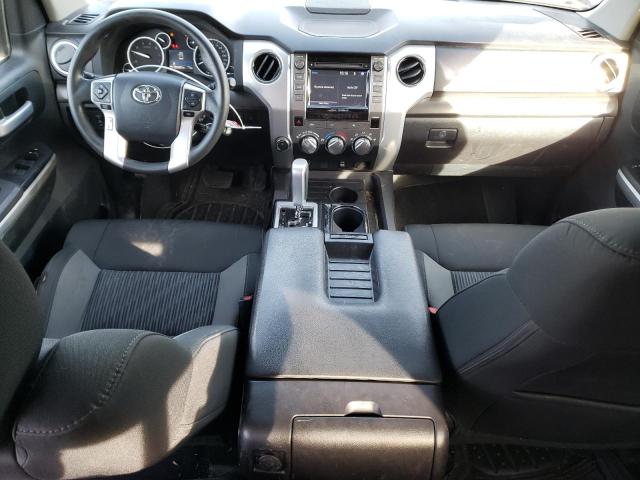 5TFUW5F10FX462653 - 2015 TOYOTA TUNDRA DOUBLE CAB SR/SR5 SILVER photo 8