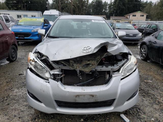 2T1KU4EE3CC770566 - 2012 TOYOTA COROLLA MA SILVER photo 5