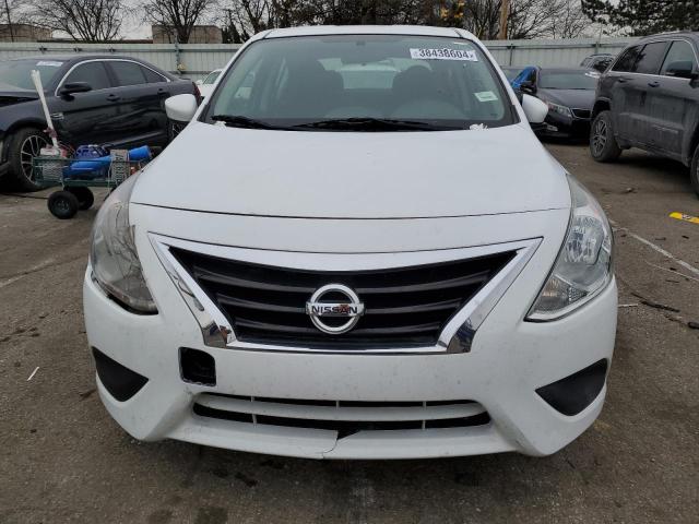 3N1CN7APXGL881096 - 2016 NISSAN VERSA S WHITE photo 5