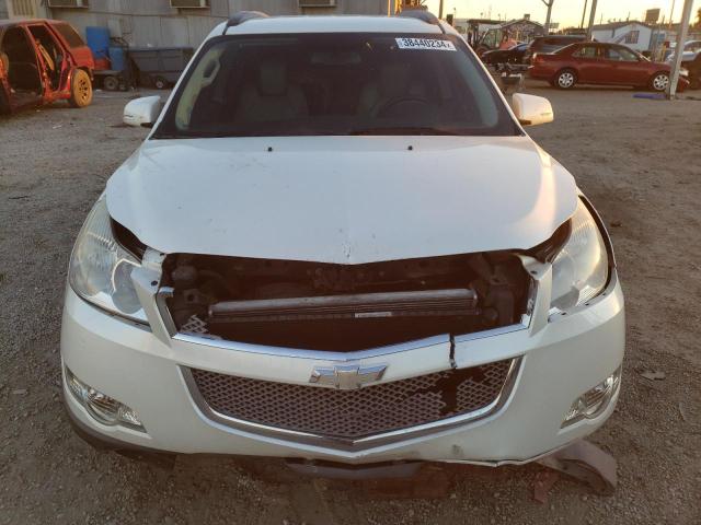 1GNKRLED5CJ304801 - 2012 CHEVROLET TRAVERSE LTZ WHITE photo 5