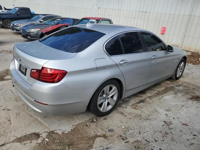 WBAXH5C51DDW16359 - 2013 BMW 5 SERIES XI SILVER photo 3