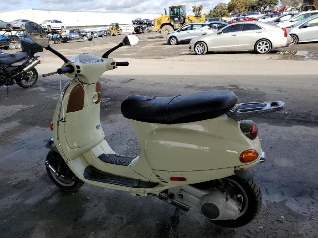 ZAPM198F235007940 - 2003 VESPA M198F CREAM photo 3