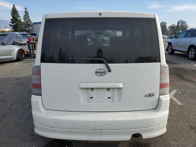 JTLKT334264081413 - 2006 TOYOTA SCION XB WHITE photo 6