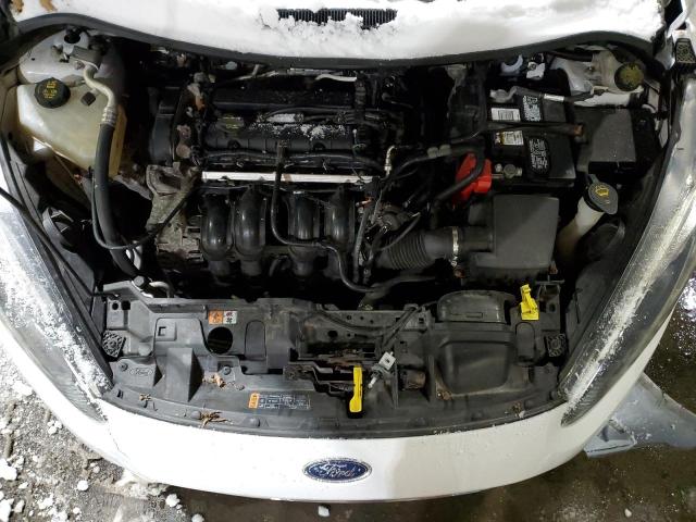 3FADP4BJ7FM158261 - 2015 FORD FIESTA SE WHITE photo 11